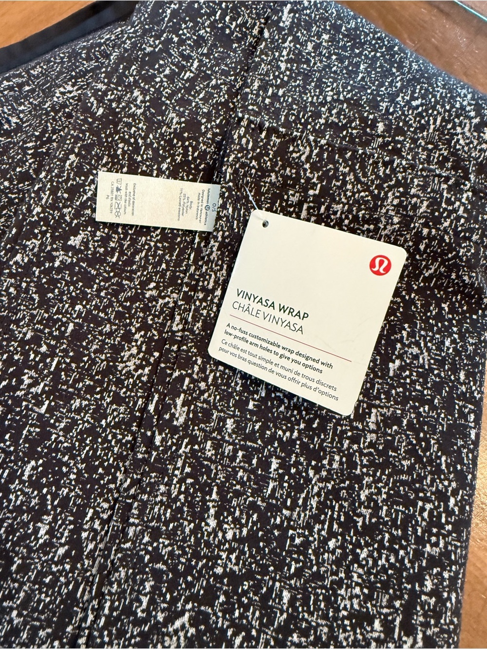 lululemon Vinyasa Wrap — Black & White Speckle